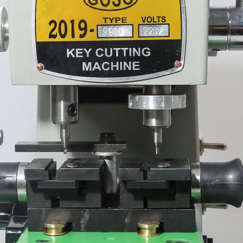 FUGONG 998C Car Key Cutting Machine 110V 220V Vertical Key Duplicating Machine Locksmith Picking Tool